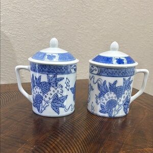 Oriental  MUG/CUP w/Lid/ Porcelain Tea/Coffee Mortif Blue White Handle Chinese